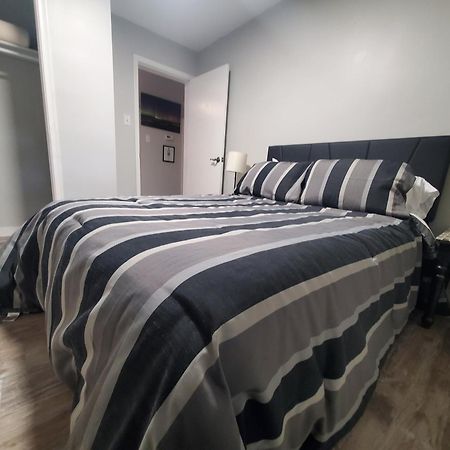 Modern Private 1Br Apt. W/Free Prkg + Fast Wi-Fi Sault Ste. Marie Exterior foto